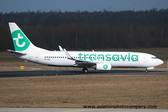 Transavia Boeing 737-800W PH-HZI at Eindhoven (2015)