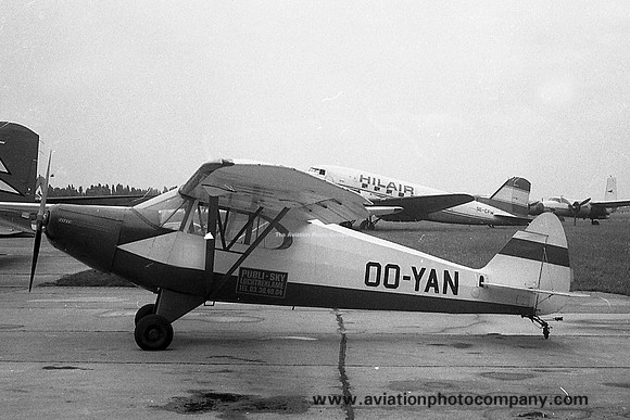 Piper PA-12 Super Cruiser OO-YAN