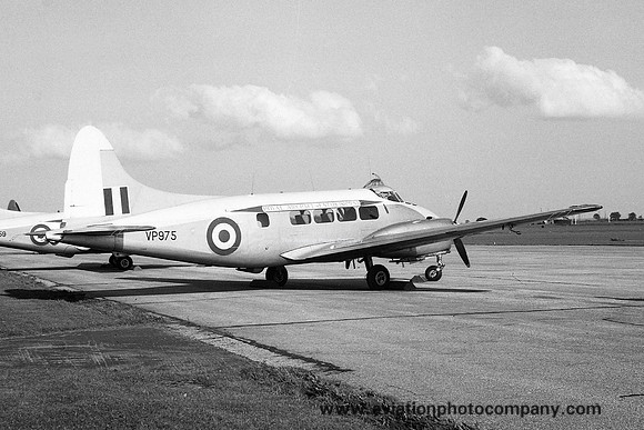 RAE De Havilland Devon C.1 VP975