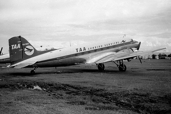 Trans Australian Airways Sunbird Services Douglas C-47 Dakota VH-SBO (1968)