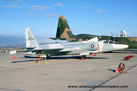 USAF 100 SRW Lockheed U-2C 56-6714 grey camouflage (1975)