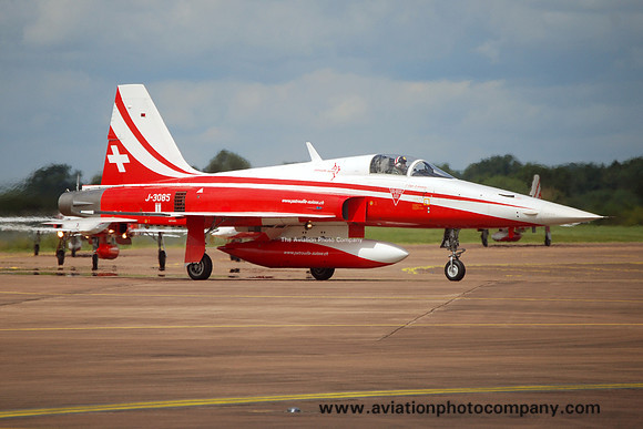 Swiss Air Force Patrouille Suisse Northrop F-5E J-3085 at RIAT Fairford (2012)