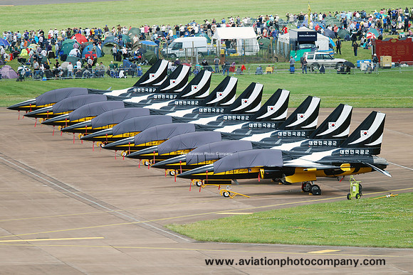 RoKAF Black Eagles KAI T-50B Lineup at RIAT Fairford (2012)