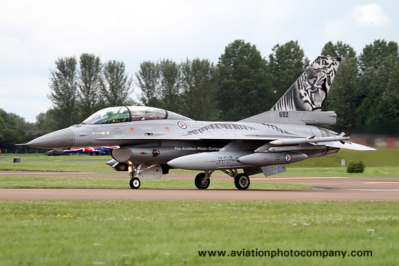 Norwegian Air Force 338 Skv GD F-16BM 692 Tiger Meet scheme at RIAT Fairford (2012)