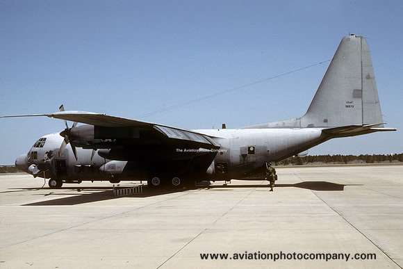 USAF 16 SOW 16 SOS Lockheed AC-130H Spectre 69-6572 (1989)