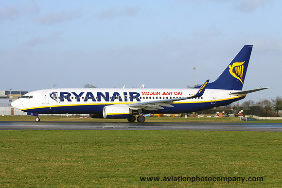 Ryanair Boeing 737-800 EI-EVF at Manchester (2013)