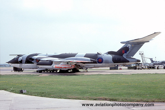 RAF 55 Squadron Handley Page Victor K.2 XL191 (1979)