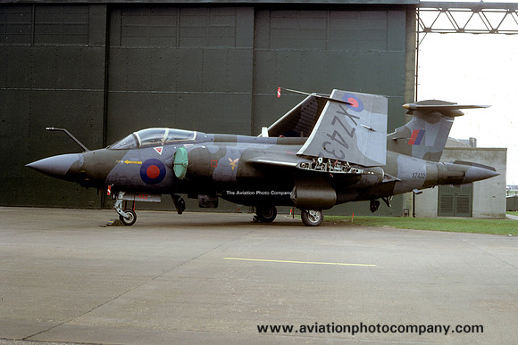 RAF 216 Squadron Blackburn Buccaneer S.2 XZ432 (1979)