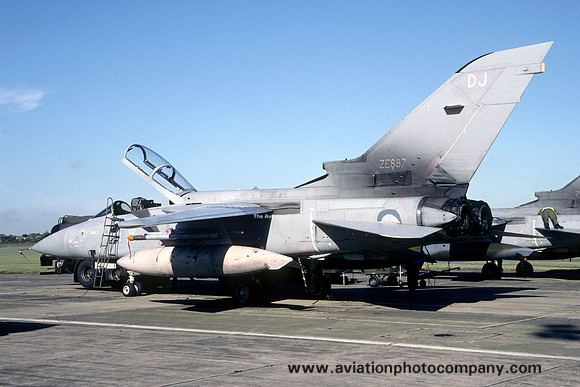 RAF 11 Squadron Panavia Tornado F.3 ZE887/DJ (2000)