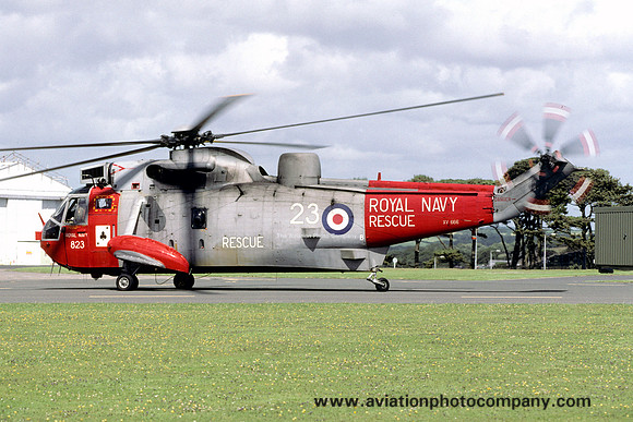 Royal Navy 771 Squadron Westland Sea King HU.5 XV666/823 (2001)