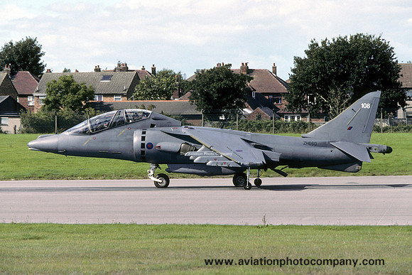 BAE Harrier T.10 ZH660/108 at Warton (2001)