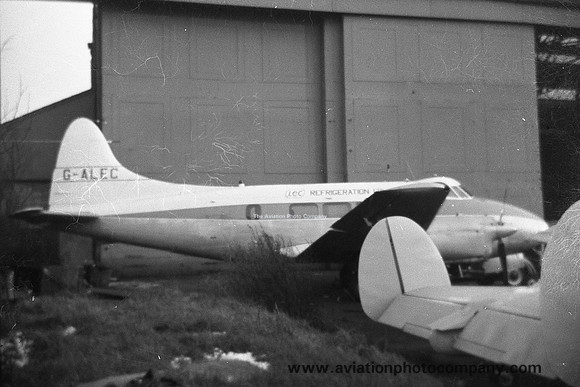 LEC Refrigeration De Havilland DH.104 Dove 2A G-ALEC