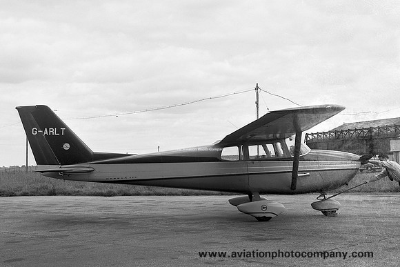 Cessna 172B Skyhawk G-ARLT (1963)