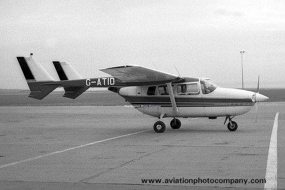 Cessna 337 Super Skymaster G-ATID