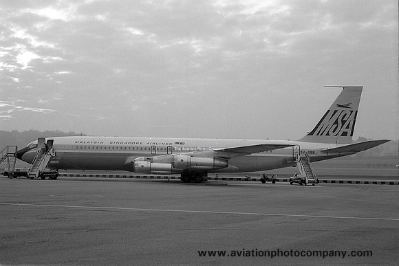 Malaysia Singapore Airlines Boeing 707-312B 9V-BBB (1969)