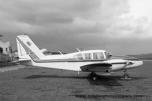Singapore Air Services Piper PA-23-250 Aztec D 9V-BBU (1969)