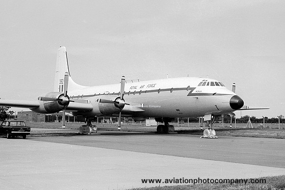 RAF Bristol Britannia C.1 XN392 (1975)