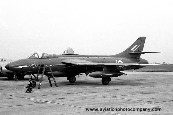 RAF 92 Squadron Hawker Hunter F.6 XF521/K (1962)