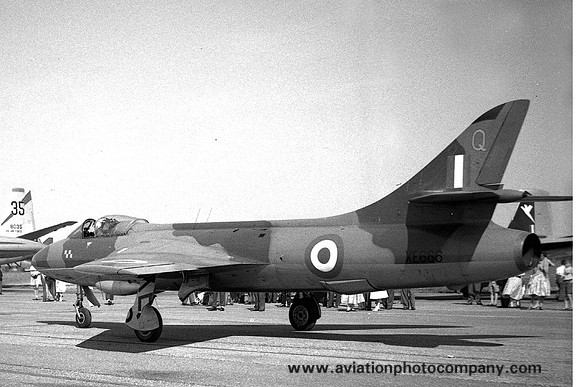 RAF 245 Squadron Hawker Hunter F.4 XE686/Q (1957)