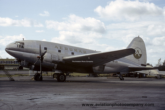 Aeromar Airlines Curtiss C-46A HI-171 (1971)
