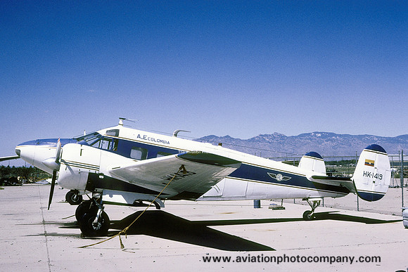 Beech E18S HK-1419 (1980)
