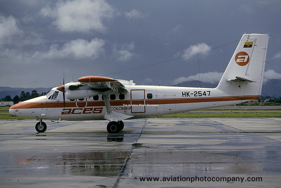 ACES Colombia DHC-6-300 Twin Otter HK-2547 (1990)