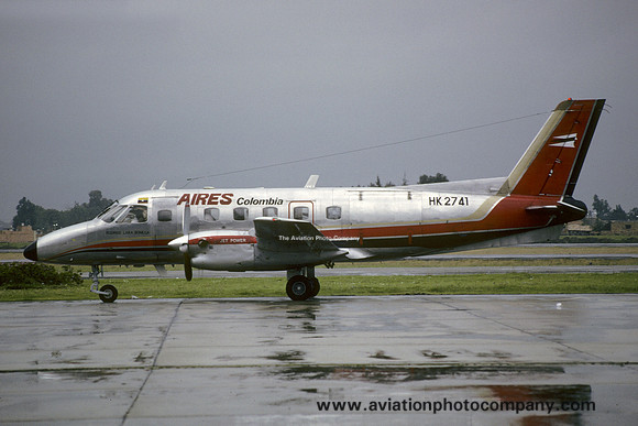 AIRES Colombia Embraer 110P1 Bandeirante HK-2741 (1990)