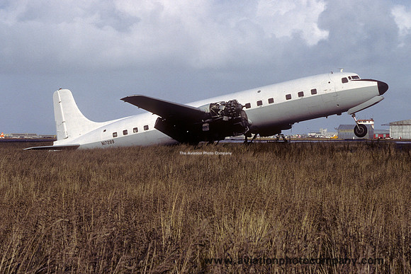 Douglas DC-6B(F) N17289 at Reykjavik (1979)