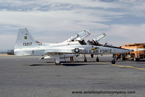 USAF 9 SRW Northrop T-38A Talon 64-13217 (1980)