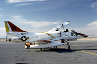 US Navy VT-22 Douglas TA-4J Skyhawk 158081/B-208 (1980)