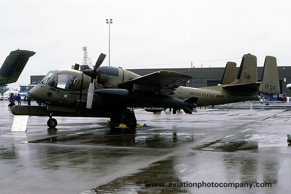 US Army Grumman OV-1D Mohawk 69-17017 (1981)