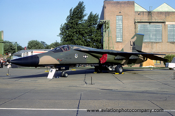USAF 48 TFW 492 TFS GD F-111F Aardvark 70-2369/LN at RAF Mildenhall (1981)