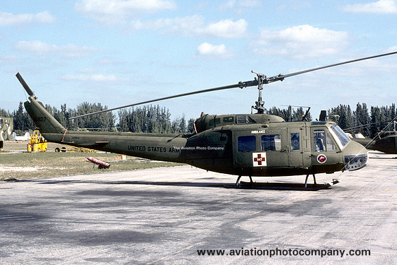 US Army Bell UH-1H Iroquois 66-16827 (1980)