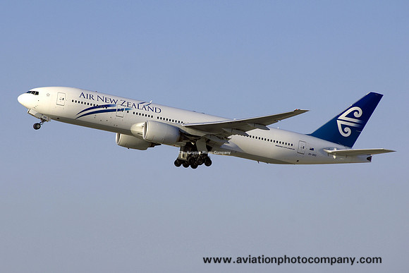 Air New Zealand Boeing 777-219ER ZK-OKD (2008)