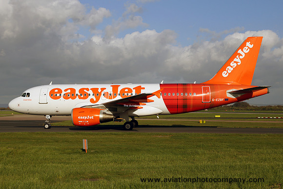 easyJet Airbus A319-100 G-EZBF at Manchester (2014)