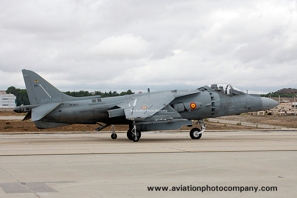 Spanish Navy McDonnell Douglas EAV-8B Harrier VA.1B-37/01-925 (2014)