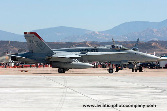 USMC VMFA-232 McDonnell Douglas F/A-18C 164191/WT-03 at the MCAS Miramar Airshow (2014)