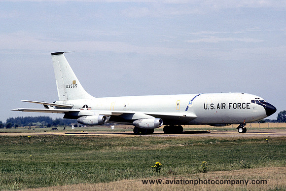 USAF 305 ARW Boeing KC-135A 62-3565 (1983)