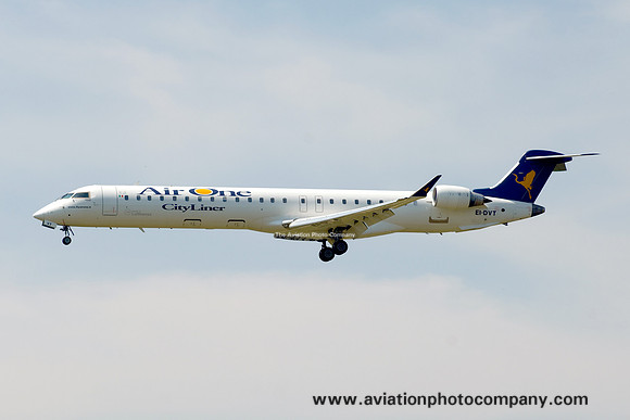 Air One CityLiner Bombardier CRJ-900ER EI-DVT (2008)