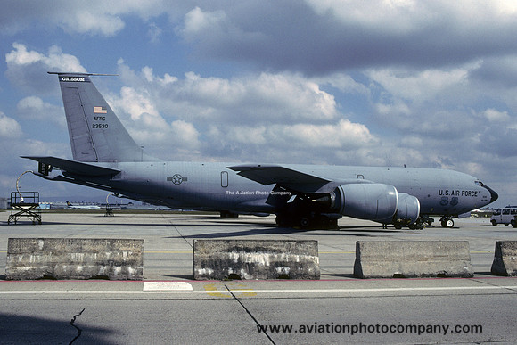 USAF AFRC 72 ARS Boeing KC-135R 62-3530 at Rhein Main (1999)