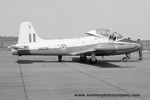 RAF 6 FTS BAC Jet Provost T.5B XW306/Y (1976)