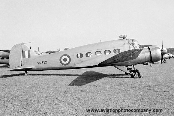 RAE Llanbedr Avro Anson C.19 VM352 (1966)