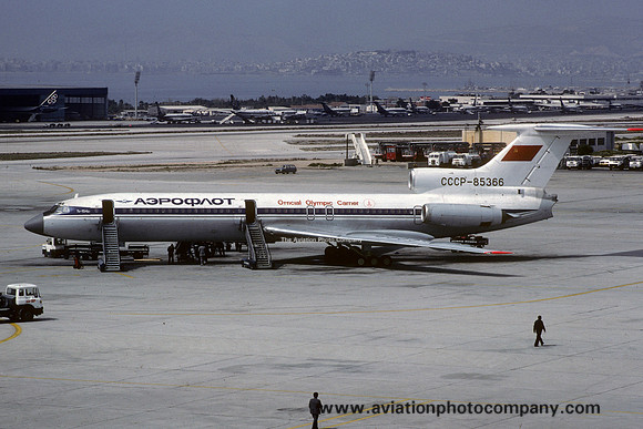 Aeroflot Tupolev Tu-154B CCCP-85366 (1980)