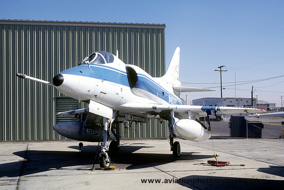 Flight Systems Inc Douglas A-4L Skyhawk N401FS (1979)
