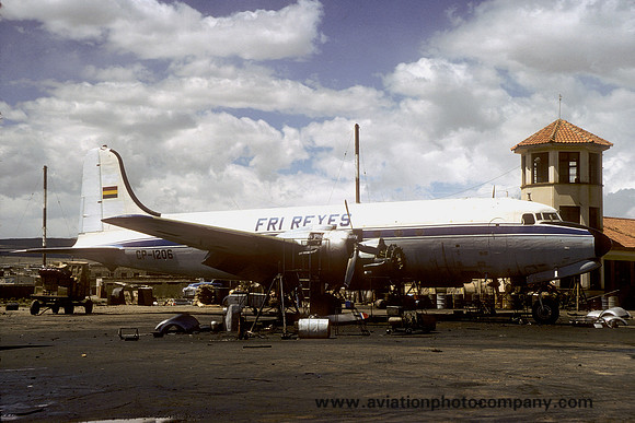 Frigorifico Reyes Douglas C-54S Skymaster CP-1206 (1977)