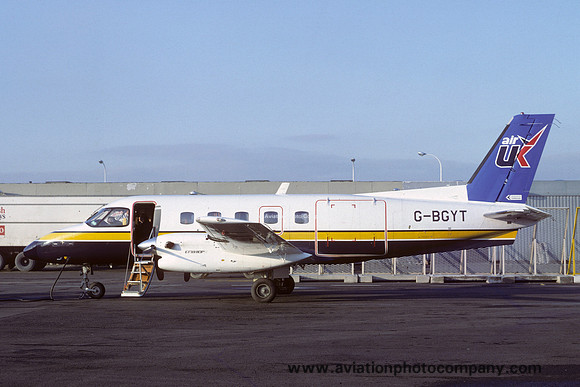 Air UK Embraer 110P1 Bandeirante G-BGYT at Newcastle (1980)