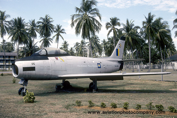 Malaysian Air Force Commonwealth CA-27 Sabre Mk32 FM-1905 displayed at Muzium Sultan Abu Bakar (1988)
