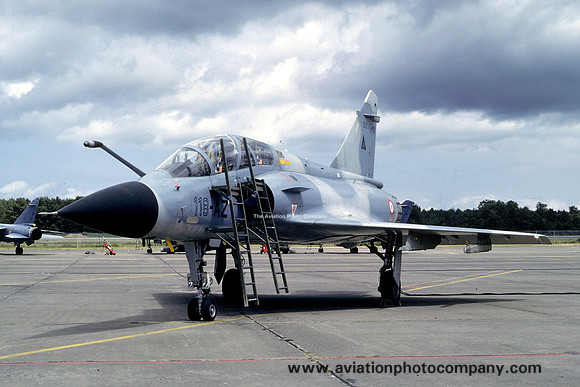 French Air Force CEAM Dassault Mirage 2000B 502/118-AZ (1985)
