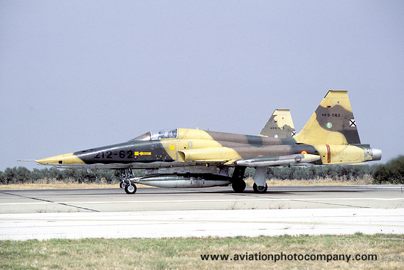 Spanish Air Force Esc 212 CASA/Northrop SRF-5A Freedom Fighter AR.9-062/212-62 (1987)