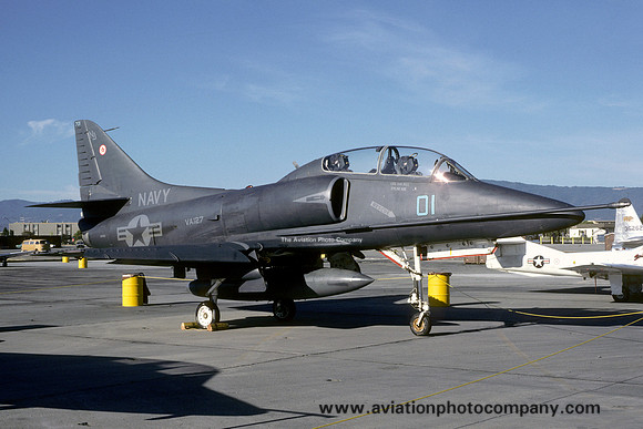 US Navy VA-127 Douglas TA-4J Skyhawk 153683/NJ-701 at Moffett Field (1981)